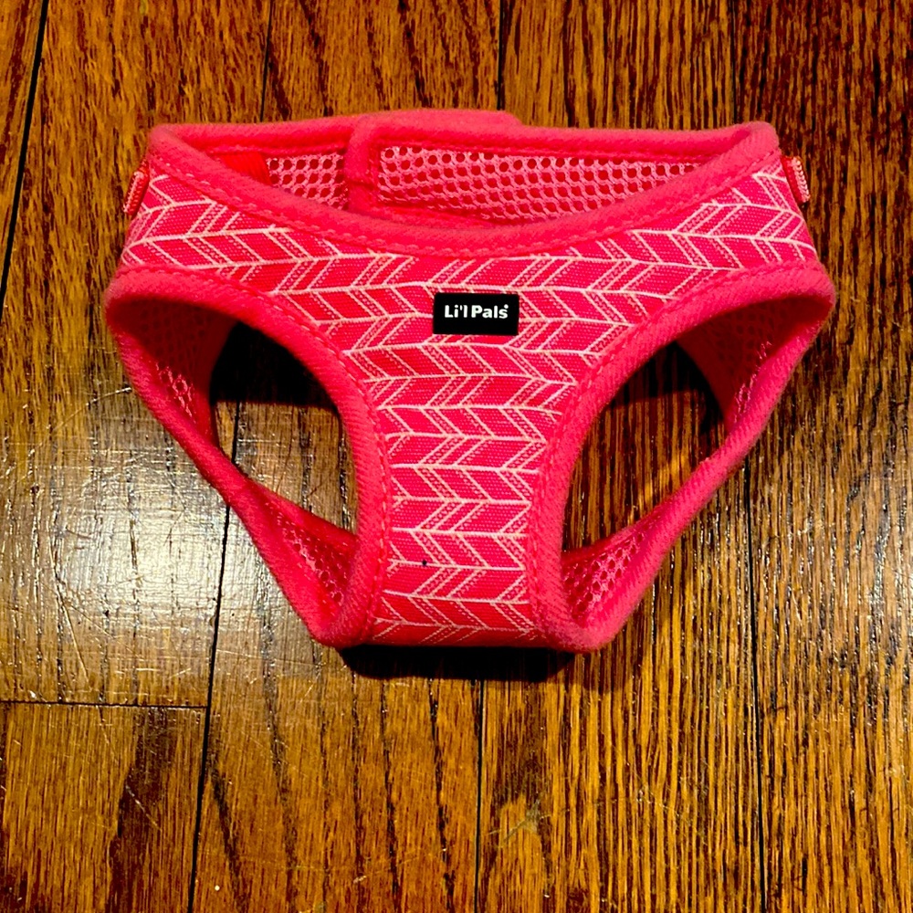 Li’l Pals Petite Small pink harness worn a few times